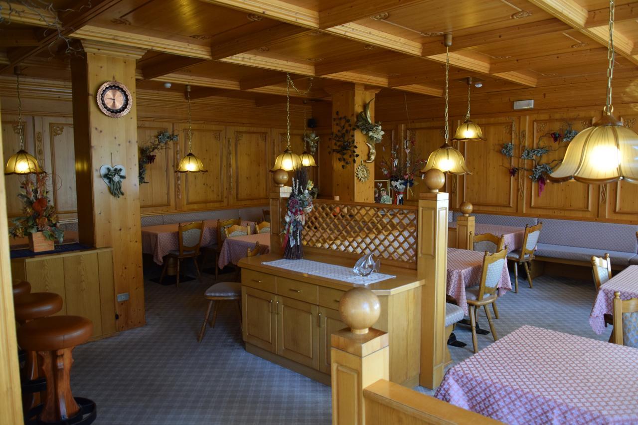 Hotel Alpenrose Alleghe Esterno foto