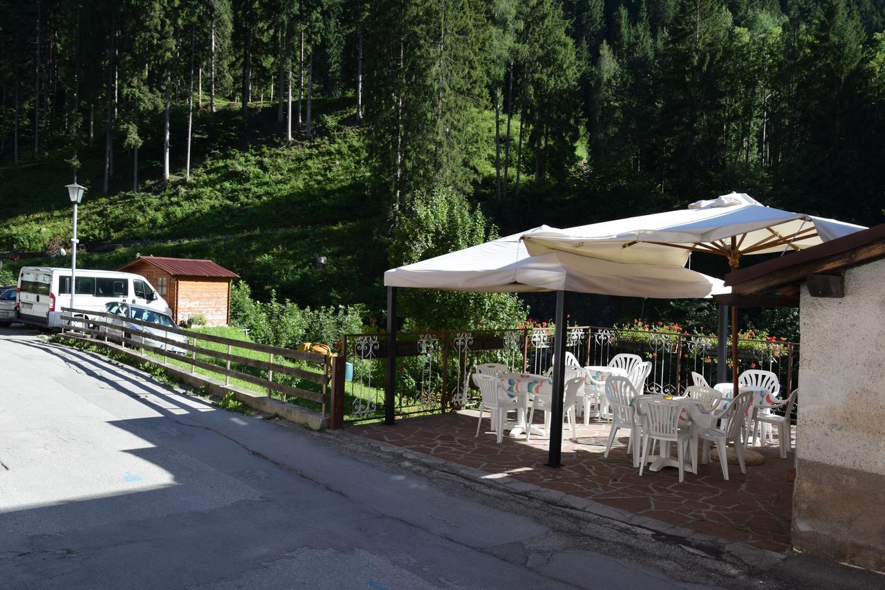 Hotel Alpenrose Alleghe Esterno foto
