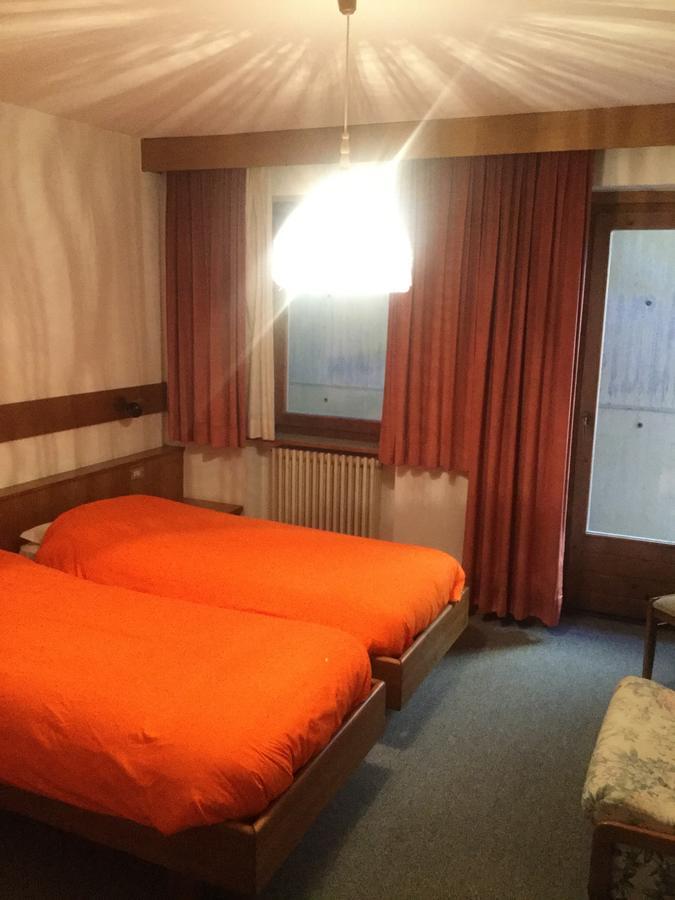 Hotel Alpenrose Alleghe Esterno foto