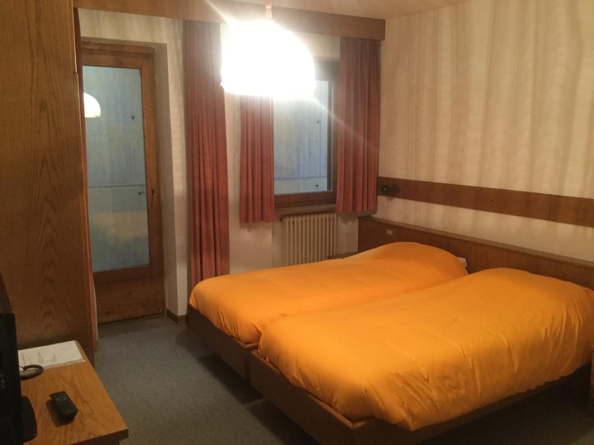 Hotel Alpenrose Alleghe Esterno foto