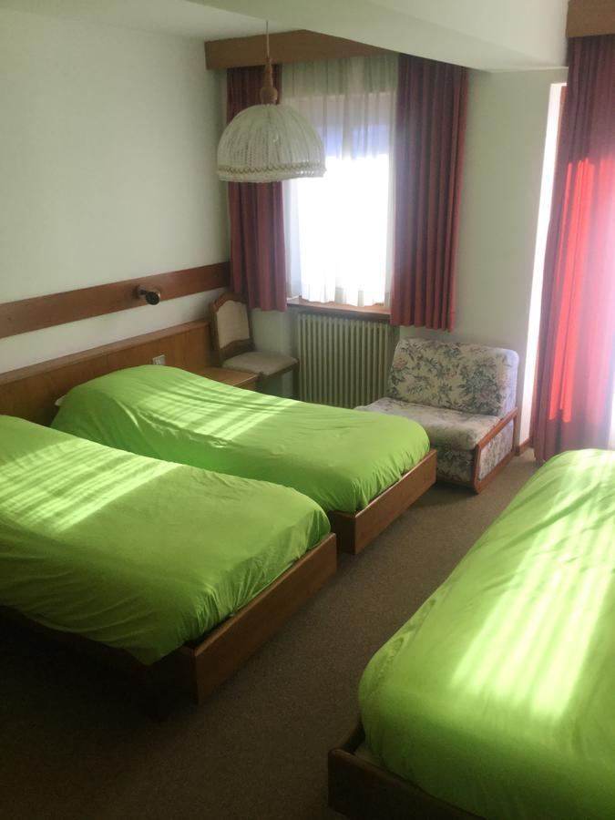 Hotel Alpenrose Alleghe Esterno foto