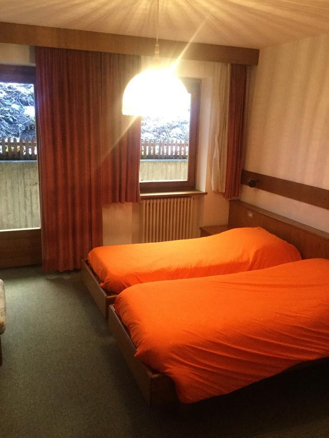 Hotel Alpenrose Alleghe Esterno foto